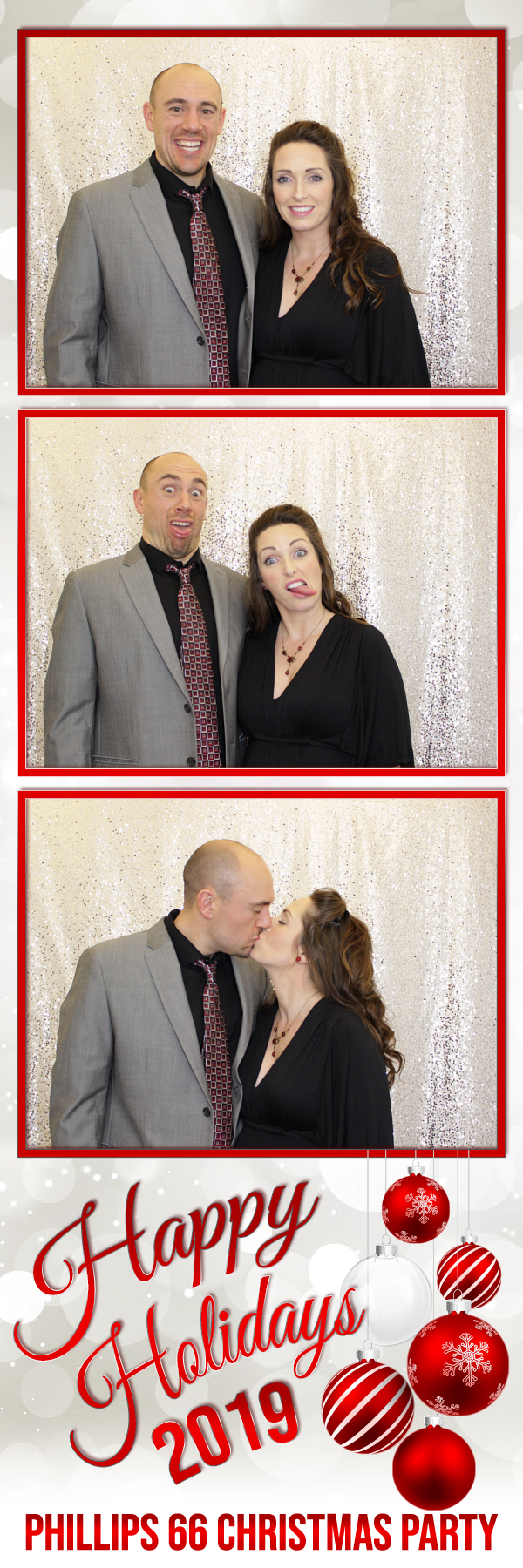 Phillips 66 Christmas Party | View more photos from the event at gallery.photoboothbillings.com/u/PhotoBoothBillings/Phillips-66-Christmas-Party